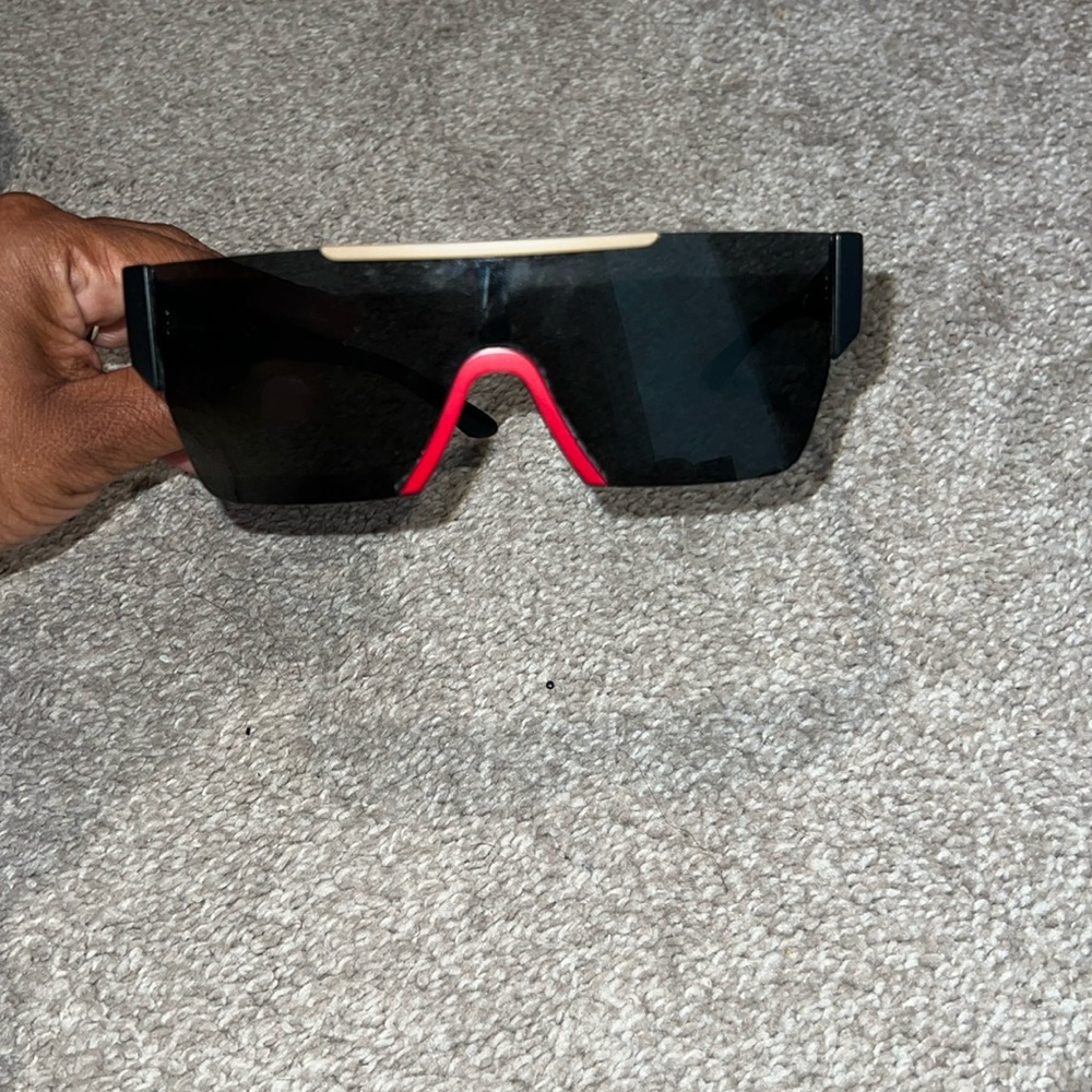 Burberry Sunglasses with case